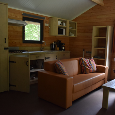 Camping-de-bronzen-eik-luxe-lodge-keuken.jpg